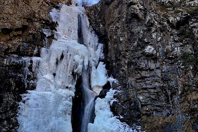 2 Days Private Tour to Kazbegi and Juta Village with Trekking - Gudauri adds a high mountain pause