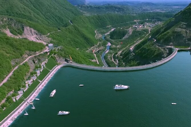 3-Day Private Mestia and Ushguli Tour from Tbilisi - Comfort, communication, and the one serious warning