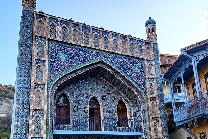 3-Hour Private Guided Walking Tour in Tbilisi - Metekhi Cathedral and the best old-town views