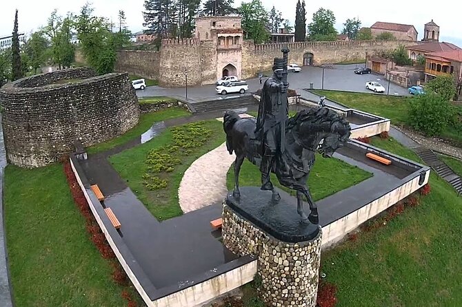 8-Day All About Georgia Tbilisi Guided Tour with Accommodation - The Georgian Military Road and Gergeti Trinity Church