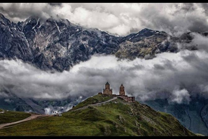 Ananuri, Gudauri, Kazbegi. Military Road of Georgia. Private tour. - The guides are a major part of the value