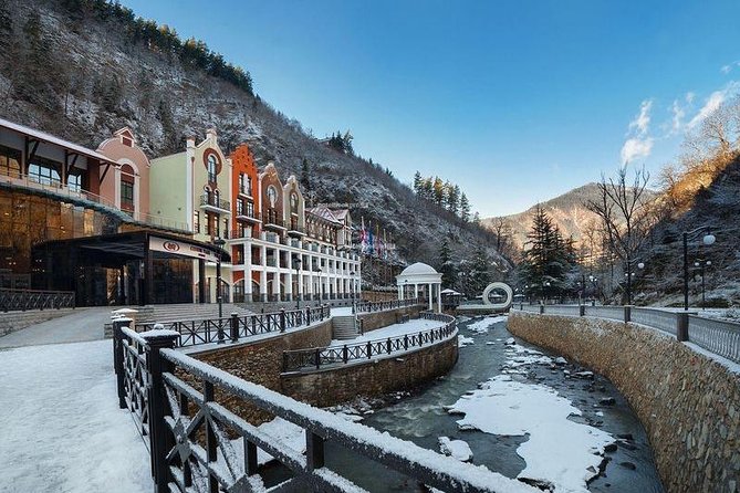 Bakuriani ski resort and the legendary Borjomi (Group Tour) - What the snow day feels like