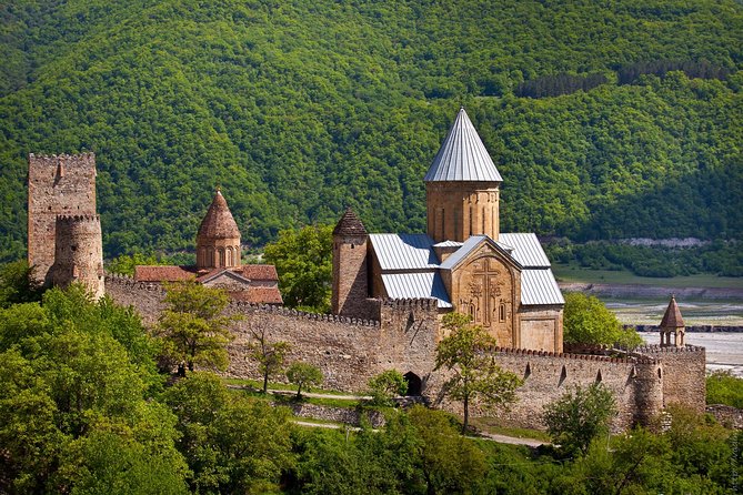 Caucasus Mountains Tour From Tbilisi - Zhinvali Reservoir: a quick first look