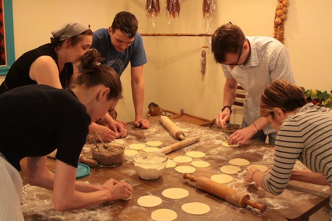 Cook True Ajarian Khachapuri and Khinkali in Highlanders Style - Folding khinkali without losing the filling