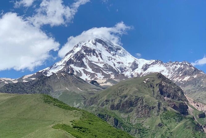 Day tour to mountains Jinvali lake, Ananuri, Kazbegi, Arch friendship - Ananuri Fortress: Georgia’s most memorable early stop