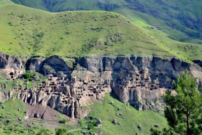 Day tour to Vardzia, Borjomi in Georgia