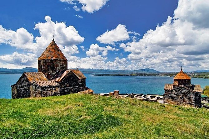 Discover Armenia: Tbilisi-Haghpat-Dilijan-Sevan-Yerevan-Tbilisi - Dilijan and the changing scenery