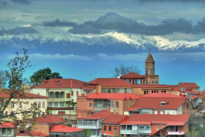 Discover Georgia: A 4-Day Private tour from Tbilisi - Day two: Kakheti wine, bread, and Sighnaghi