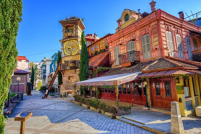 From Tbilisi: 4-day Tour in Georgia with Airport Transfers - Ananuri Fortress and Its Mountain Setting