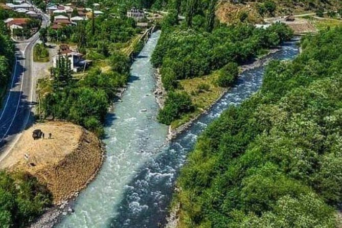 Full-Day Kazbegi Private Tour from Tbilisi - Gudauri and the Friendship Monument
