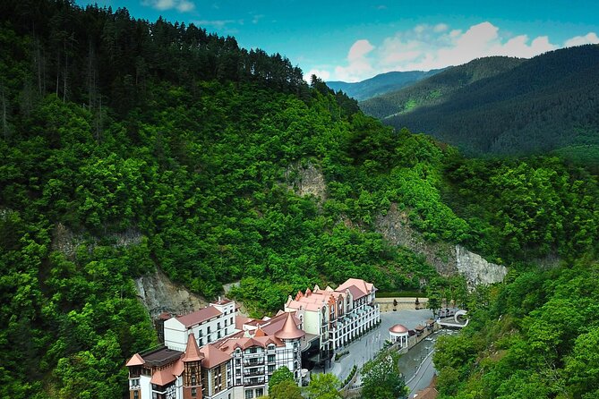 Full Day Private Tour in Vardzia, Rabati and Borjomi with Guide - What the $175 price really covers