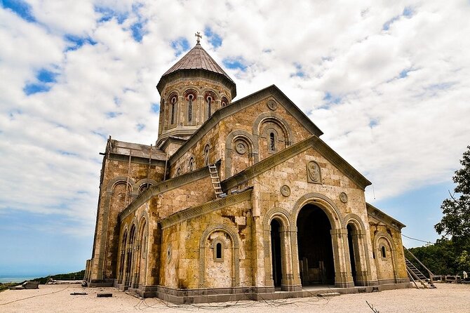 Full Day Tour in Sighnaghi Bodbe Tsinandali from Tbilisi - Sighnaghi, the City of Love