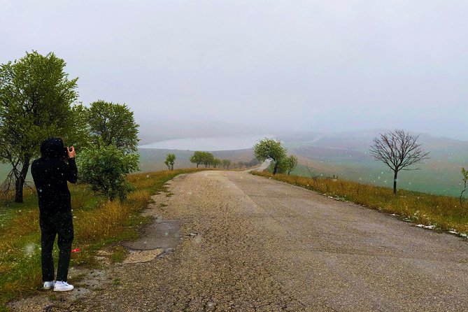 Gareja Sunrise Hike Tour from Tbilisi and Rainbow Hills Trail - Guides, drivers, and the small group advantage
