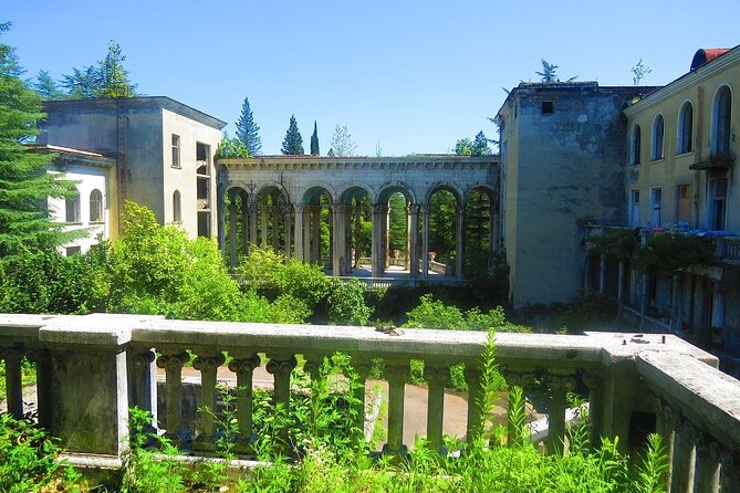 Gelati, Prometheus, Sanatoriums and Wine tour - Why this Kutaisi day trip works