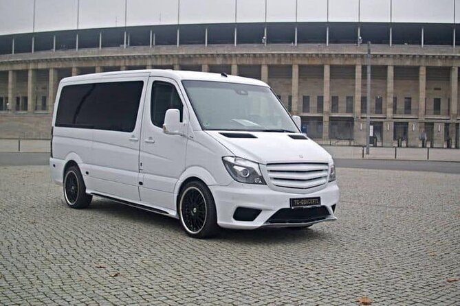 GEORGIA Intercity Transfers and Shuttle Service - Choosing Between a Sedan, SUV, and Minibus