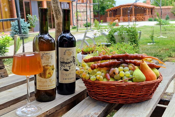 Kakheti - Small wineries and family-cooked lunch • Private tour - Kardenakhi: the meal that makes the day personal