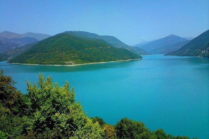 Kazbegi Full-Day Private Tour with Scenic Stops from Tbilisi - What the private format really gives you