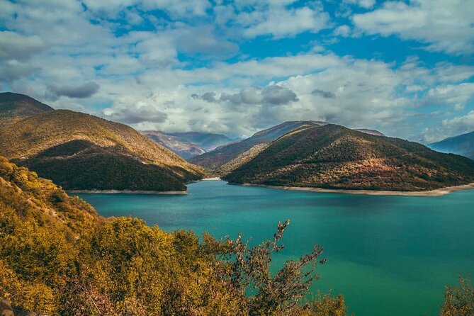 Kazbegi Gudauri Ananuri: Full Day Group Tour - Meneso turns lunch into a long social break
