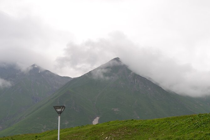 KAZBEGI GUDAURI ANANURI One day group tour From Tbilisi! - Jvari Pass Travertine: an important itinerary question