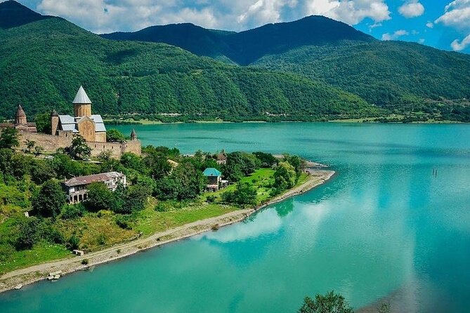 Kazbegi, Gudauri, Mtskheta & Ananuri Full Day Private Tour From Tbilisi - What the 10 to 14-hour schedule feels like