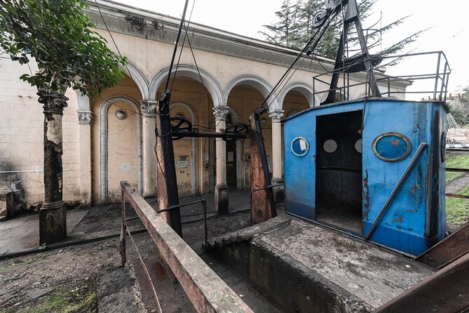 Kutaisi:Chiatura Tour with Katskhi Pillar & Cable Car Experience - Walking Through Chiatura’s Industrial Past