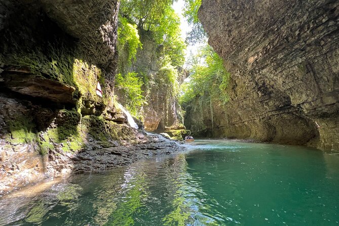 Kutaisi: Martvili Canyon & Prometheus Cave, Georgian Lunch - Martvili Canyon and its 700-meter loop