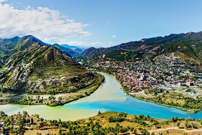 Mtskheta,Jvari,Gori,Uplistikhe(private tour) - 9:00 a.m. pickup and the road east