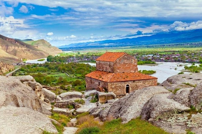 Mtskheta - Jvari + Gori - Uplistsikhe Tour - Jvari Church and the meeting of two rivers