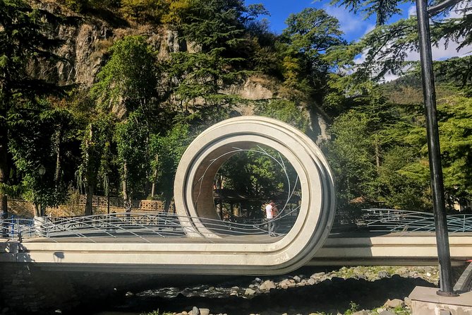 Mtskheta Uplistsikhe Borjomi in one day tour - What the guide adds