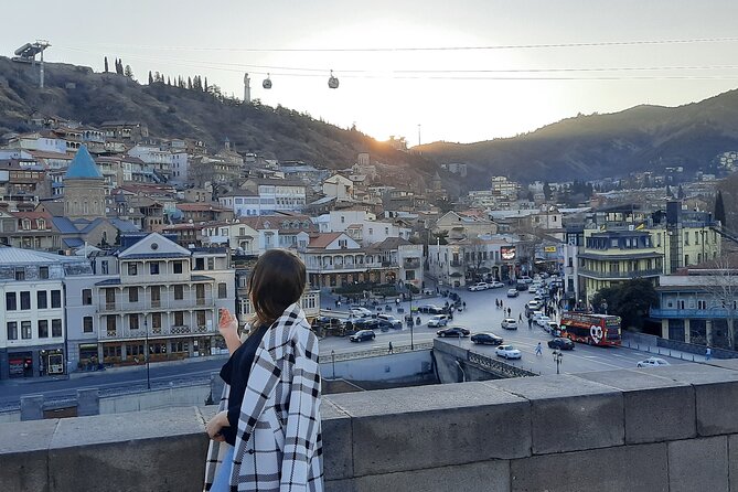 Old tbilisi walking tour & wine tasting - Starting near Avlabari and meeting Metekhi Cathedral