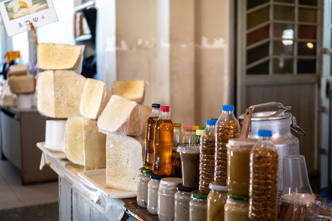 Old Town and Beyond: A Tbilisi Silk Road Feast with Culinary Backstreets - Starting in the Old Town at an underground Azeri tea house