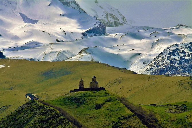 One day trip to highest mountains Kazbegi from Tbilisi - Why this route works in one day