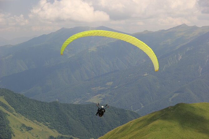 Paragliding tandem flights in Georgia - Weather delays are part of the deal