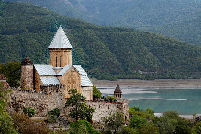 Private 1-Day Tour to Kazbegi & Gergeti Trinity Church - Who will enjoy this private day most