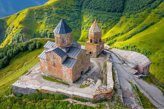 Private day Tour from Tbilisi to Kazbegi and Gudauri - Ananuri Fortress: two hours of stone, churches, and water