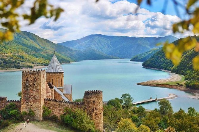 Private day tour in Kazbegi (Stepantsminda) - Key points before you book