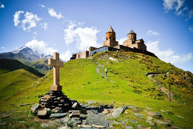 Private day tour in Kazbegi (Stepantsminda) - Why Kazbegi works as a day trip from Tbilisi