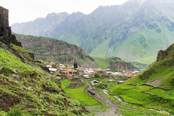 Private day tour in Kazbegi (Stepantsminda) - Gergeti Trinity Church: the reason most people book