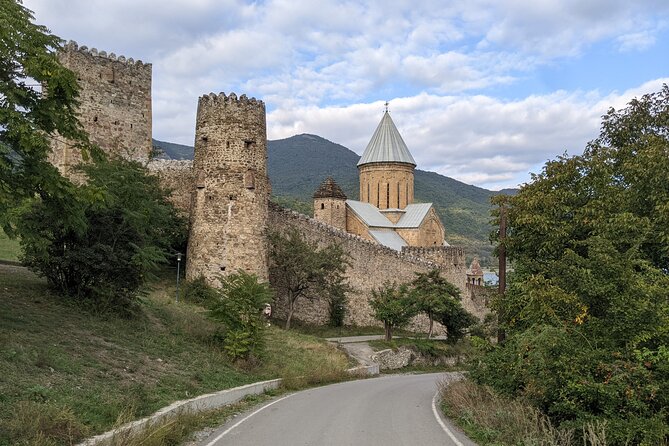 Private Full Day Trip to Kazbegi Mountains - Who should book this 9 to 10 hour outing