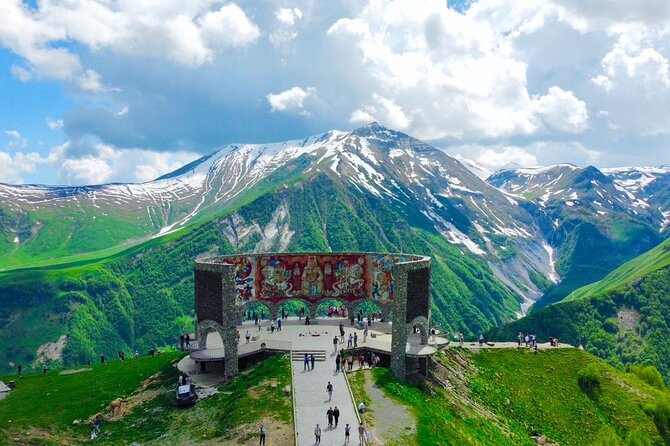Private Kazbegi and Gudauri Mountain Tour - Guide quality and the private format