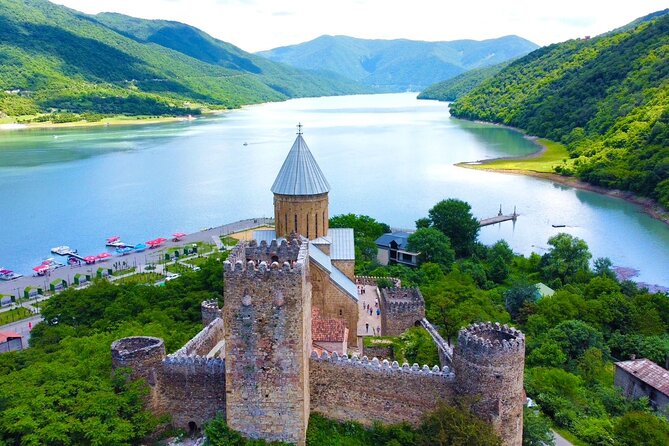 Private Kazbegi and Gudauri Mountain Tour - What to bring and how to judge the value