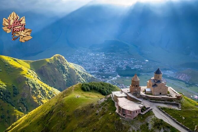 Private Tour from Tbilisi to Kazbegi and Gudauri - Zhinvali Reservoir: bright water and an easy first stop