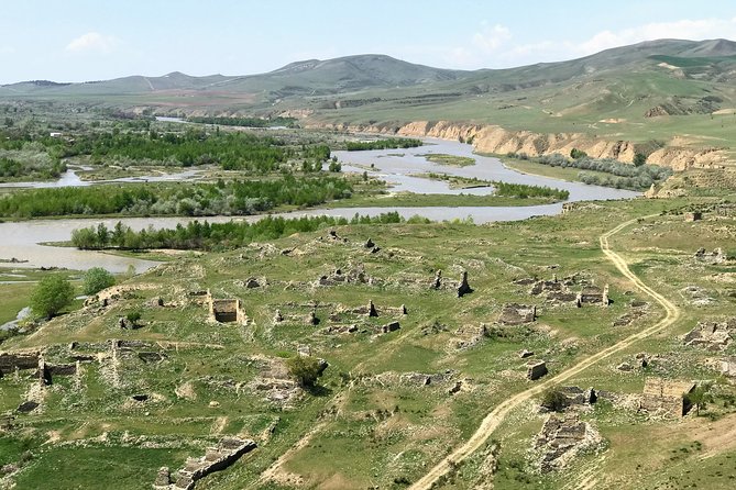Private Tour to Mtskheta Stalin Museum Uplistsikhe Caves - What the private format adds