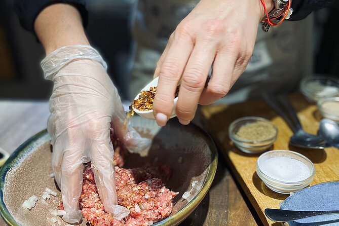 Small-Group Khinkali and Khachapuri Cooking Class in Tbilisi - Key things to know before you book