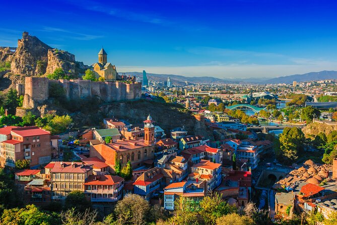 Tbilisi City Tour with Street Photography - Holy Trinity Cathedral and Georgian religious life