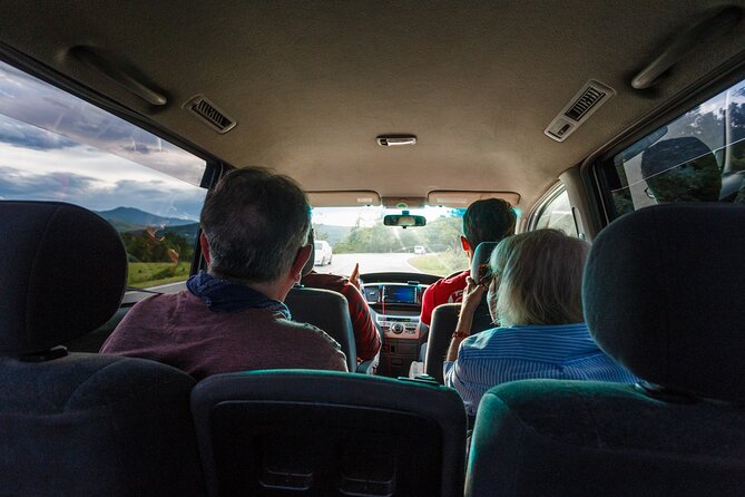 Tbilisi-Kazbegi Shared Transfer - Shared comfort versus private control
