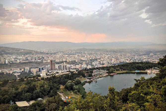 Tbilisi Lakes and Sightseeing tour - The Quick Take