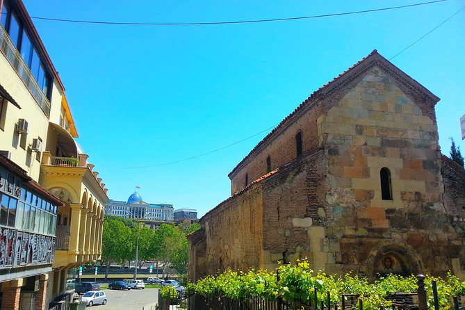 Tbilisi - Mtskheta - Jvari. Full City Tour on Hop On Hop Off Bus - Commentary, guide quality, and language