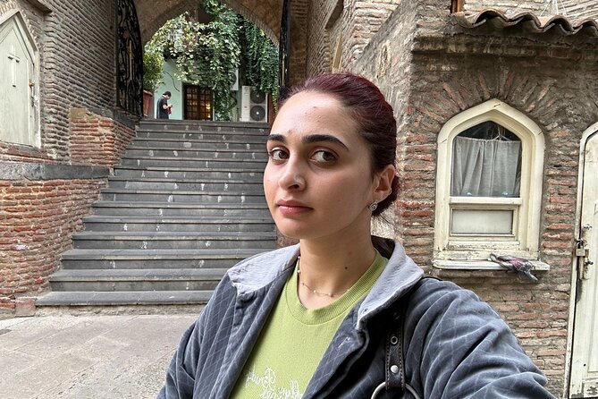 Tbilisi Old Town Walking Tour with a Local Guide - The Tamada statue and Georgia’s wine tradition