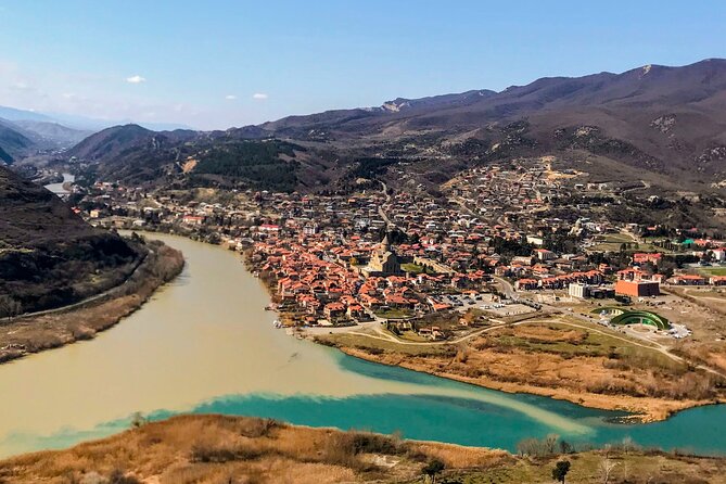 Tbilisi: Sabaduri Forest, Georgian Stonehenge & Bear Sanctuary - Transport, timing, and what the five hours really mean